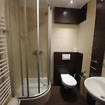Bed & Breakfast Szarotka 2*