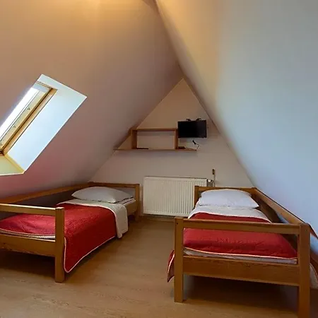 Szarotka 2*