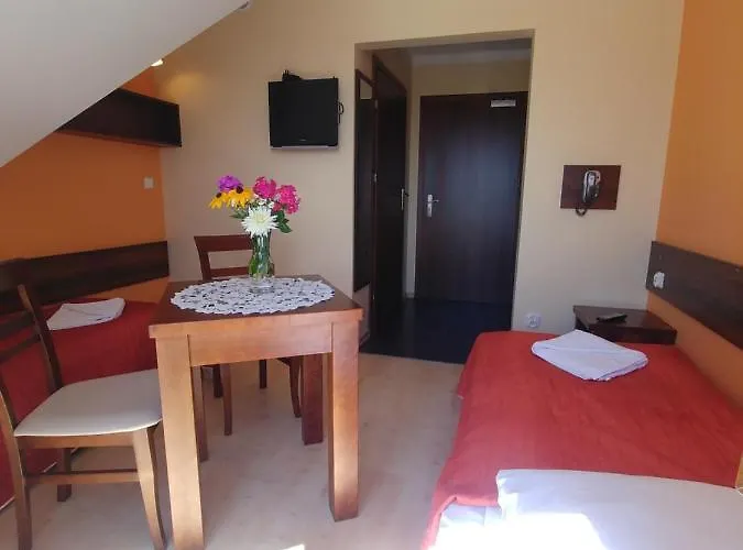 Bed & Breakfast Szarotka 2*